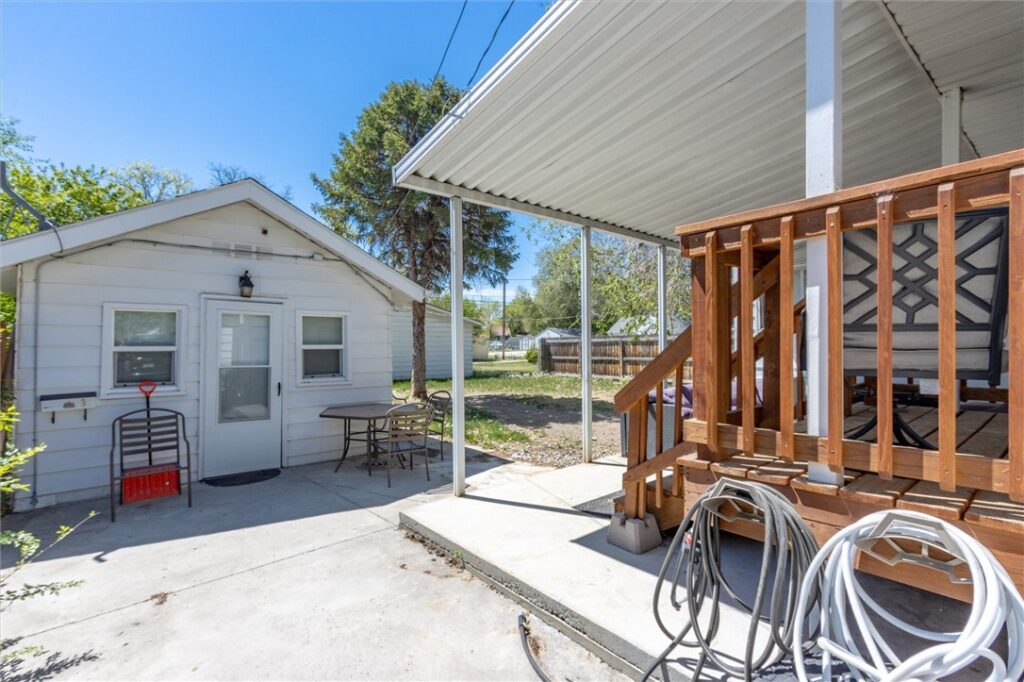 240 Terry Avenue, Billings, MT photo 2