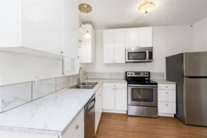 240 Terry Avenue, Billings, MT photo 8
