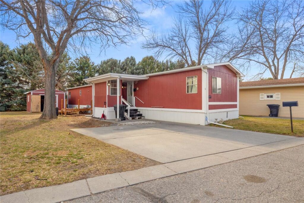 16 Woodgrain Drive, Billings, MT
