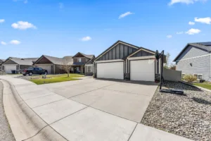 2606 Meadow Creek, Billings, MT photo 3