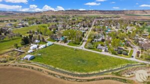 +/- 1 Acre Cemetery Road, Park City, MT photo 3