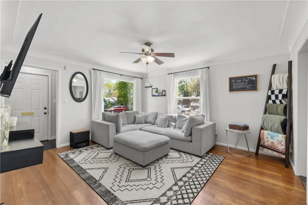 1524 11th Street W, Billings, MT photo 4