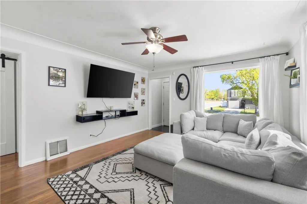 1524 11th Street W, Billings, MT photo 6