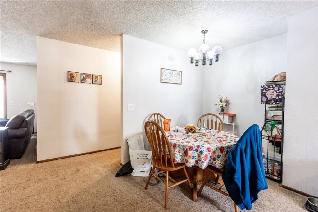 130-132 Stillwater Ln, Billings, MT photo 7