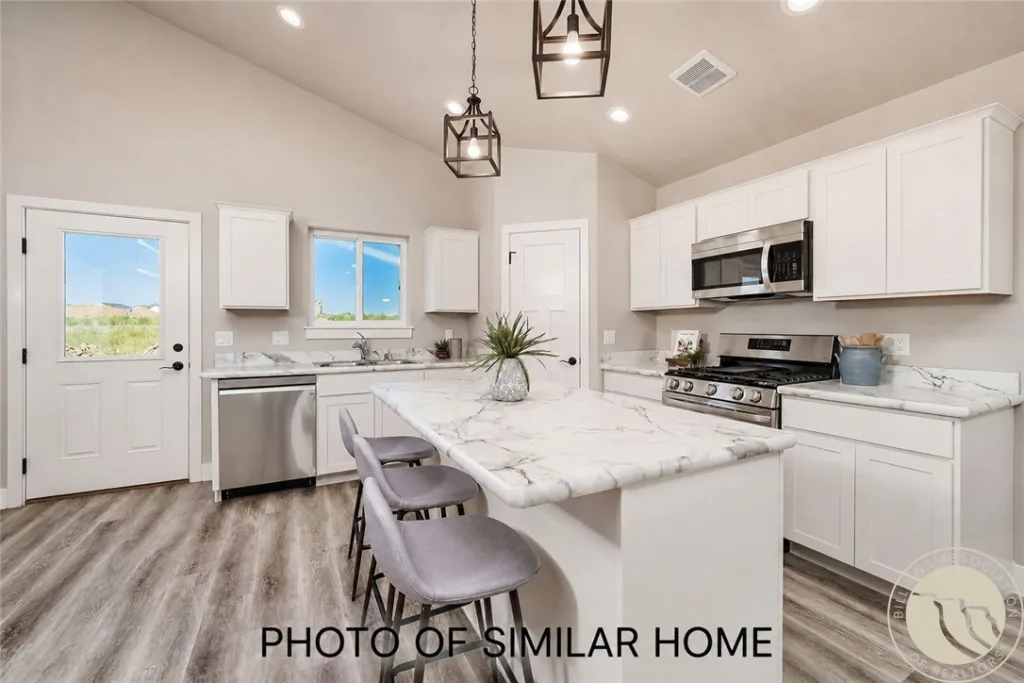 2246 Salinas Circle, Billings, MT photo 6