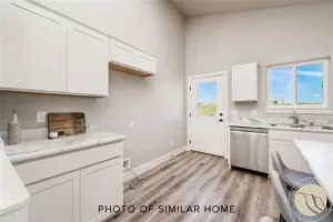 2246 Salinas Circle, Billings, MT photo 8