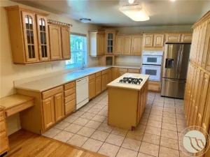 1419 Rimrock Road, Billings, MT photo 3