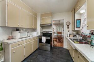 728 Clark Avenue, Billings, MT photo 6