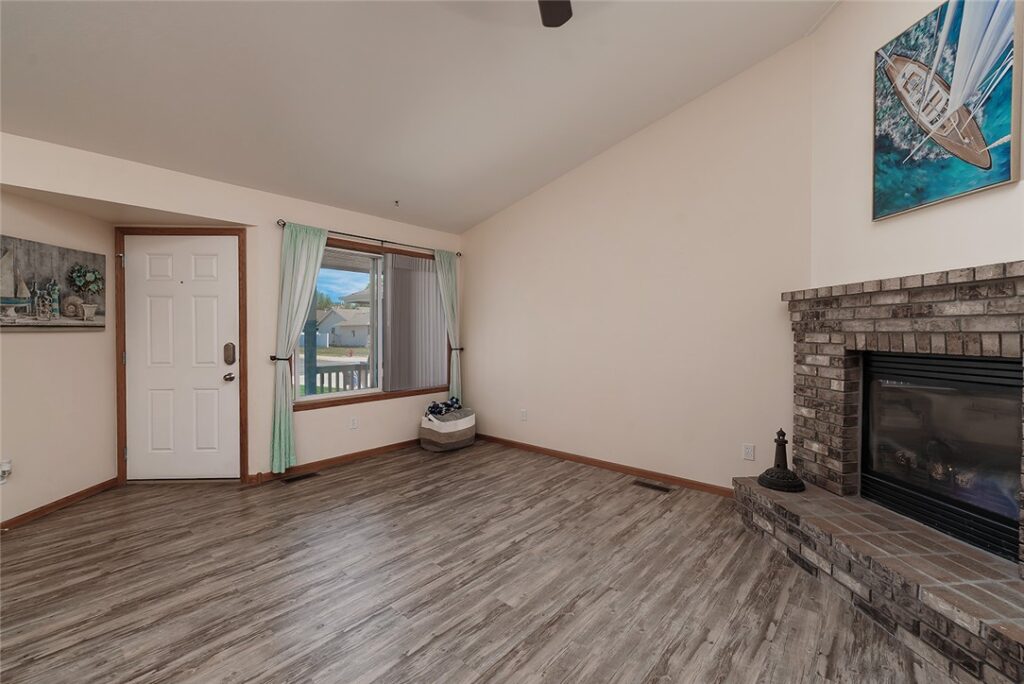 3880 Avenue C, Billings, MT Townhouse in Billings, MT photo 3