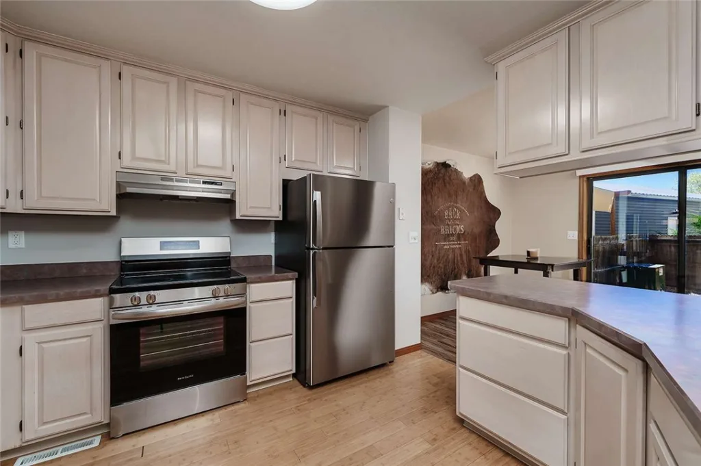 3400 Canyon Drive 3B, Billings, MT photo 10
