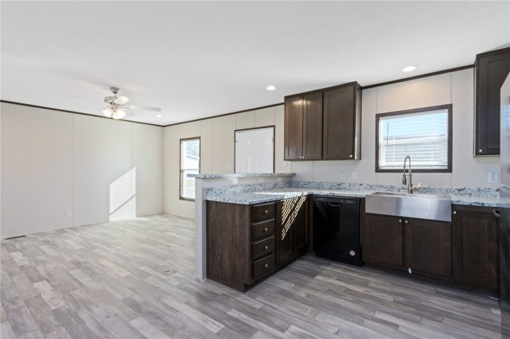 2224 U.S. Highway 87 East #17, Billings, MT Single Family in Billings, MT photo 7