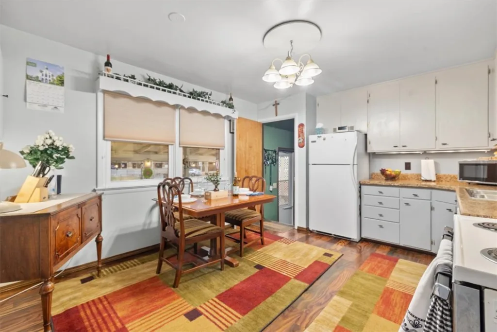 803 25th Street W, Billings, MT photo 4