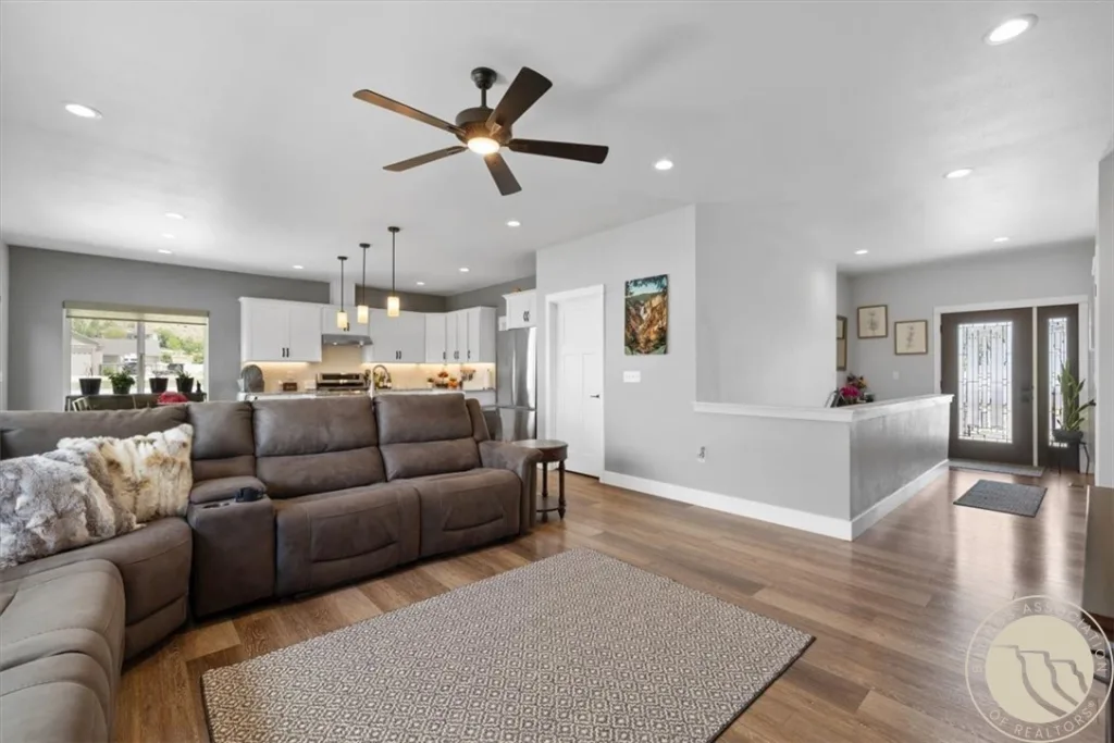 3755 Winter Drive, Billings, MT photo 3