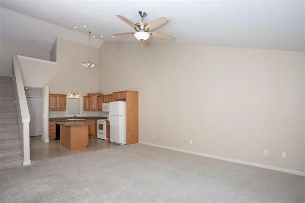 239 Brookshire Blvd, Billings, MT photo 4