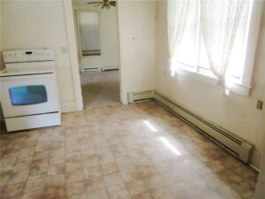 121 Peritse Avenue, Huntley, MT photo 6