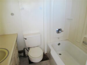 121 Peritse Avenue, Huntley, MT photo 9
