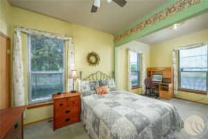 1410 Hawthorne Lane, Billings, MT photo 4