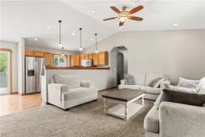 703 S Wagner Lane, Billings, MT photo 2