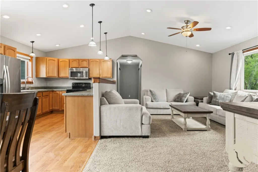703 S Wagner Lane, Billings, MT Single Family in Billings, MT photo 6