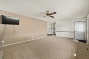 433 S 30th Street W, Billings, MT photo 6