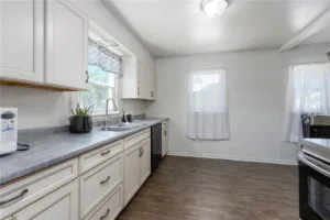 1611 Broadwater Avenue, Billings, MT photo 8