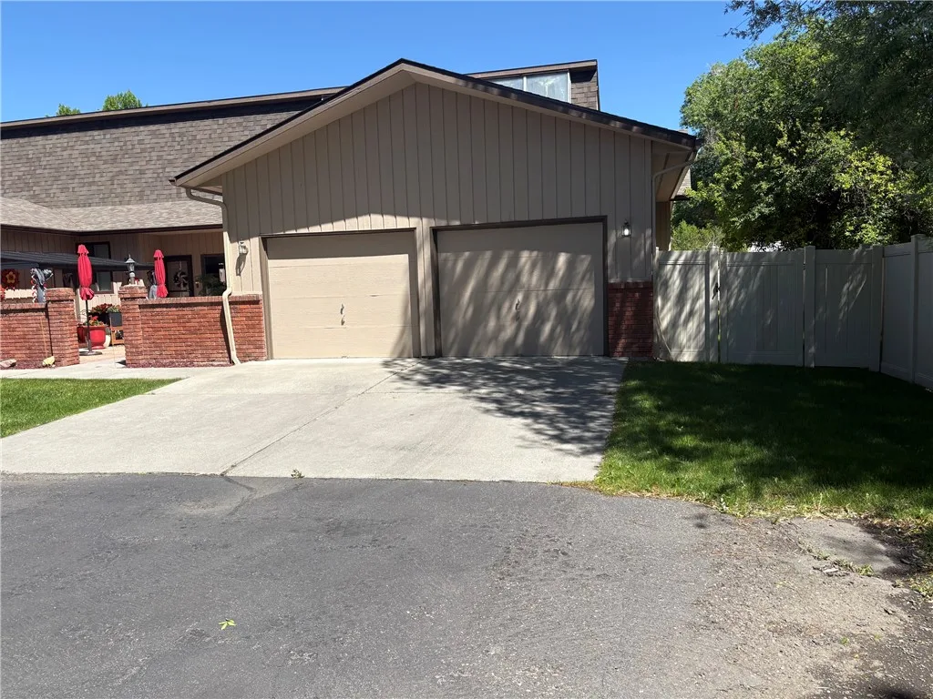 3441 Poly Dr 8, Billings, MT