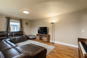 2211 Yellowstone Avenue, Billings, MT photo 4