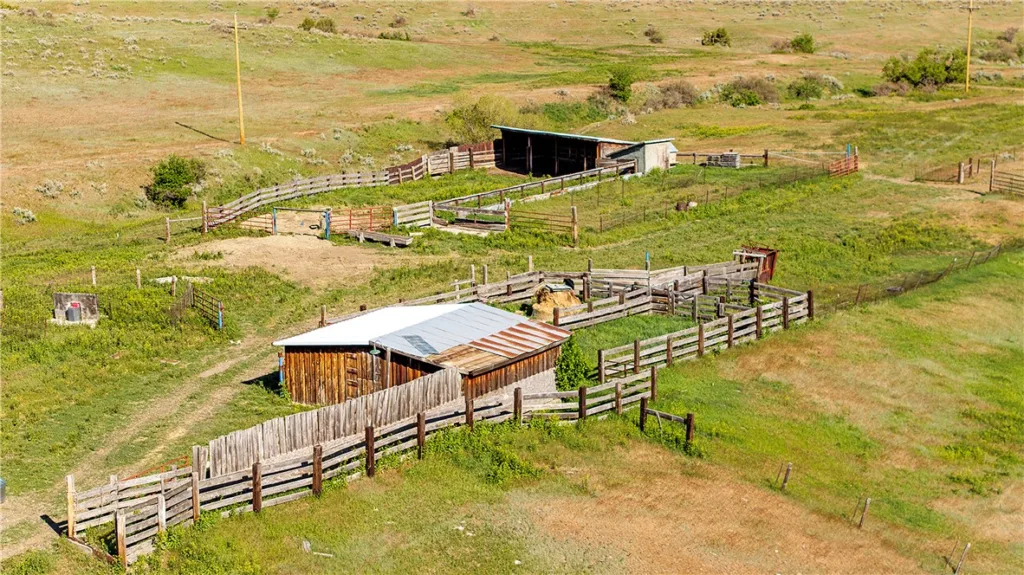 4048 US Highway 87 East, Billings, MT Land in Billings, MT photo 4