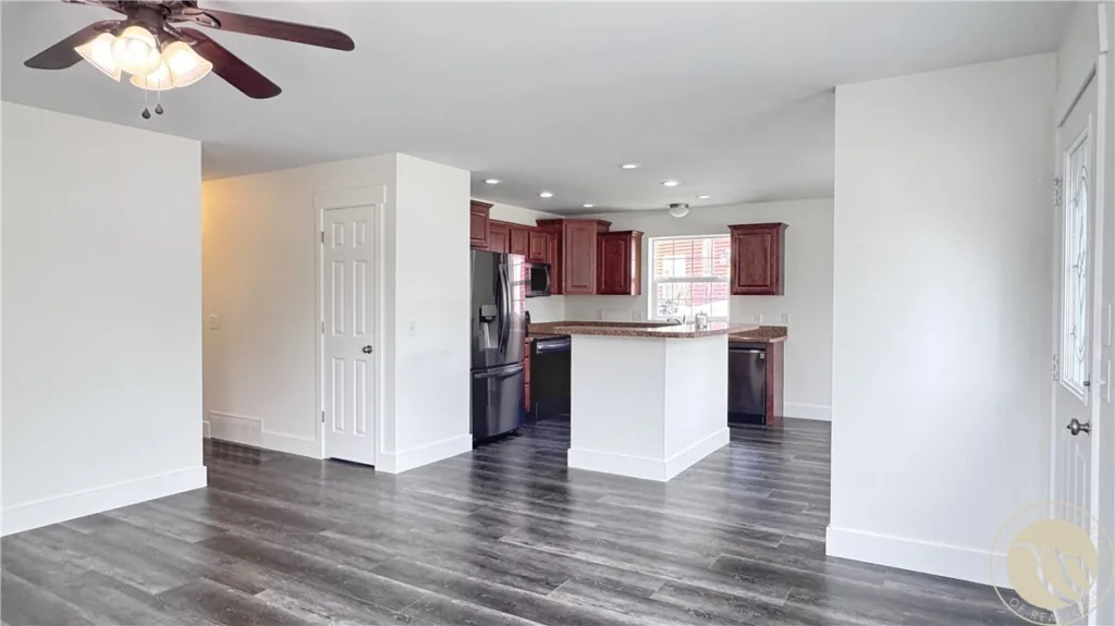 128 Shaw Circle, Billings, MT Single Family in Billings, MT photo 4
