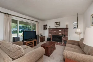 316 Laurie Lane, Billings, MT photo 2