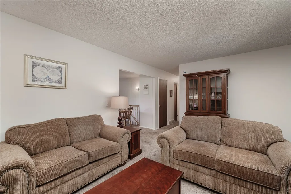 316 Laurie Lane, Billings, MT Single Family in Billings, MT photo 3