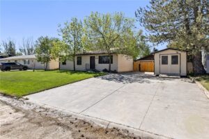 1042 Crist Drive, Billings, MT photo 3