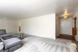 1706 Mariposa Lane, Billings, MT photo 3