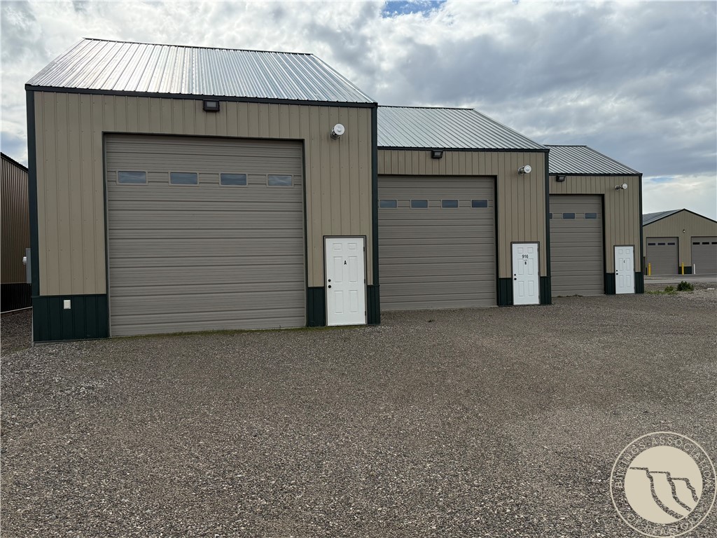916 W Man Cave St Units A-C, Billings, MT