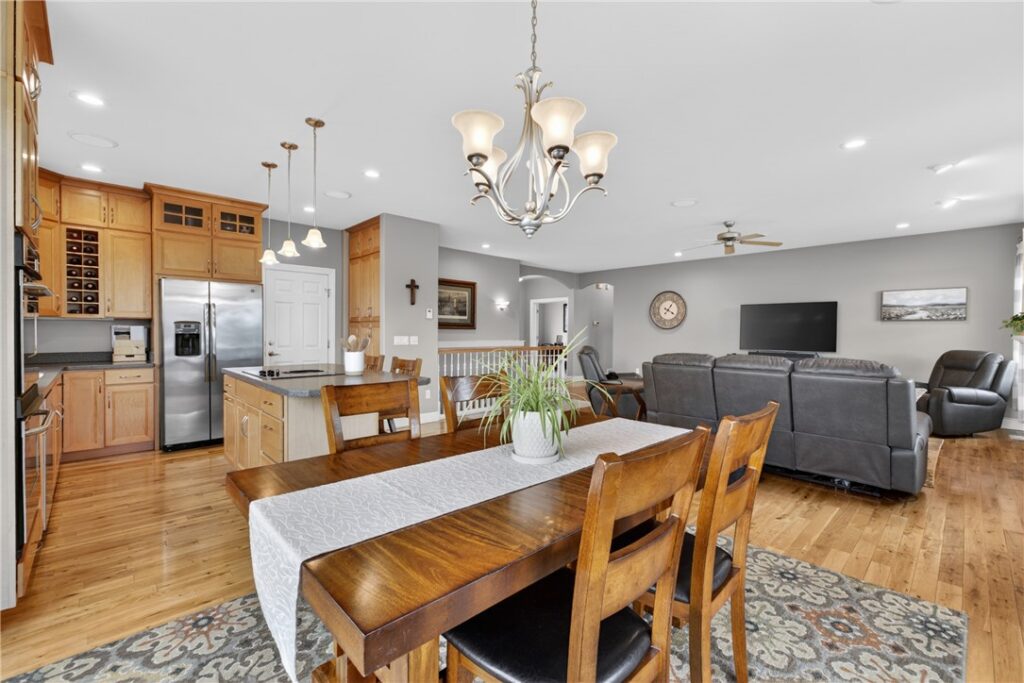 2071 Greenbriar Road, Billings, MT Single Family in Billings, MT photo 9