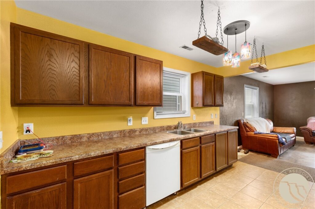 903 Lynch Drive 2, Billings, MT Townhouse in Billings, MT photo 10