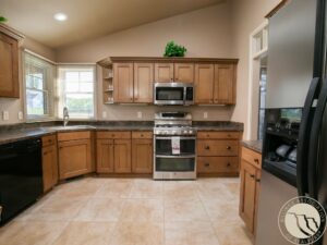 3737 Fairmeadow Court, Billings, MT photo 5