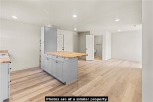 209 Zanes Circle, Billings, MT photo 8