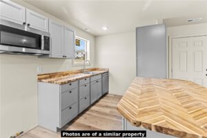 209 Zanes Circle, Billings, MT photo 10