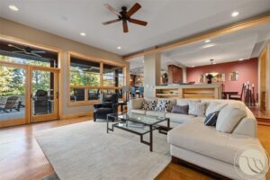 6090 Masters Boulevard, Billings, MT photo 3