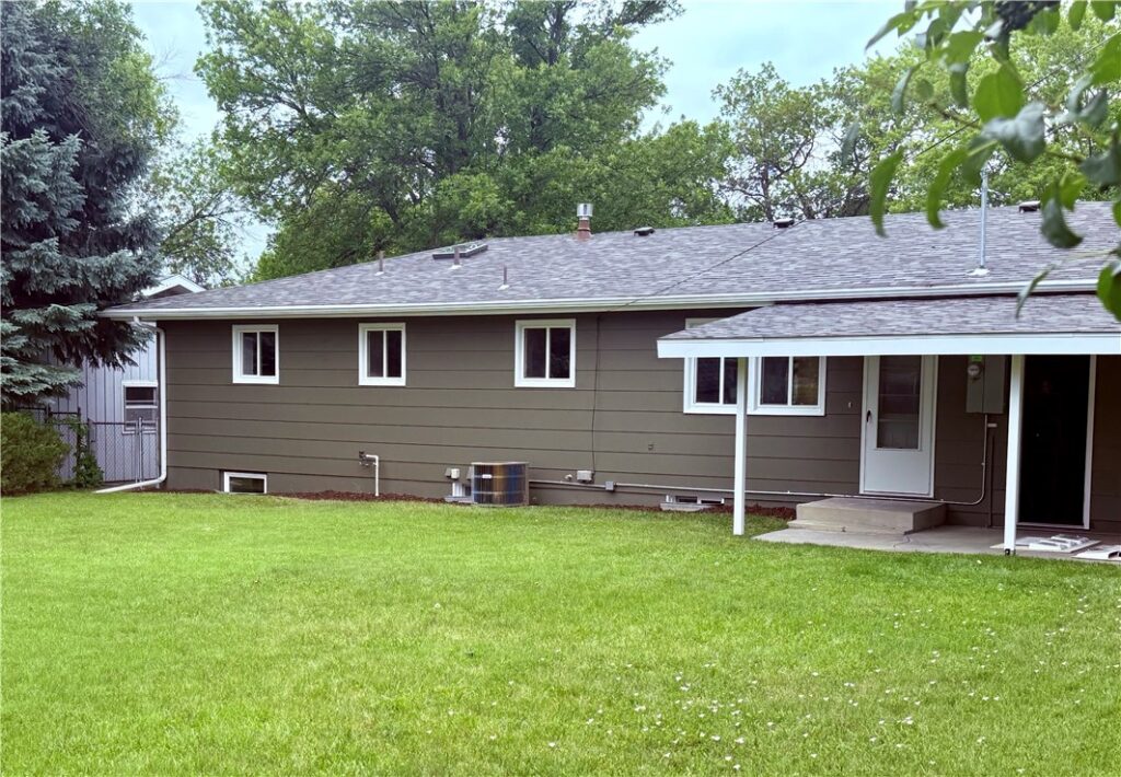2115 Dahlia Lane, Billings, MT Single Family in Billings, MT photo 2