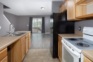 527 Killarney St, Billings, MT photo 9