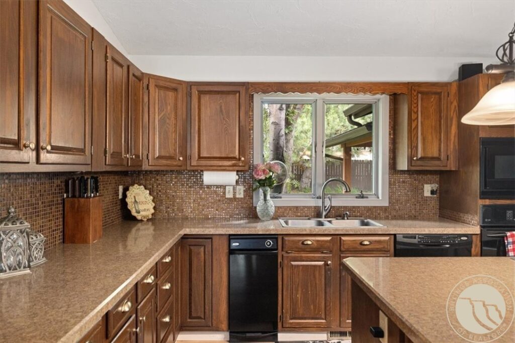 3043 Lloyd Mangrum Lane, Billings, MT Single Family in Billings, MT photo 6