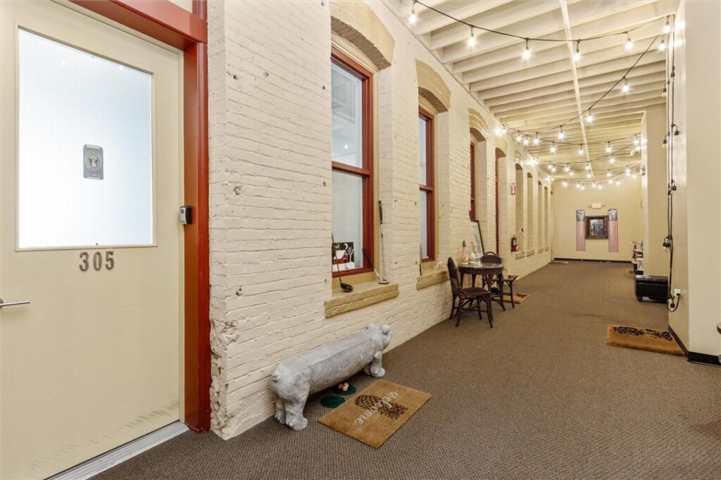 104 N Broadway #305, Billings, MT