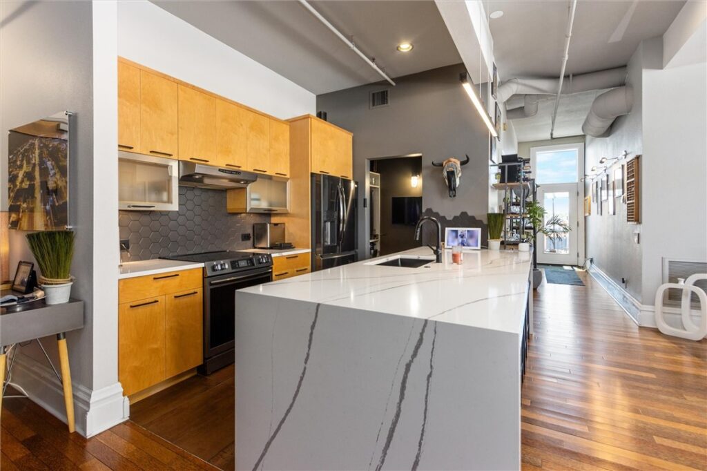 104 N Broadway #305, Billings, MT Condo in Billings, MT photo 4
