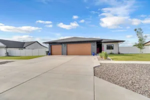6322 Living Water Lane, Billings, MT photo 2