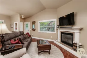 1629 Lone Pine Drive, Billings, MT photo 4