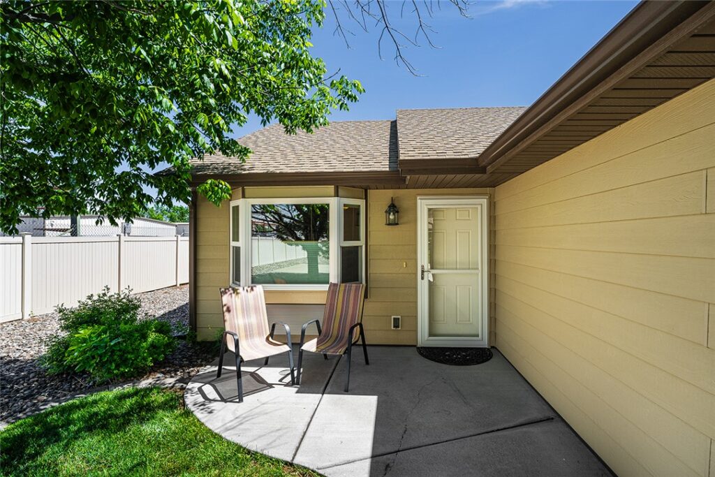 5503 Frontier Drive 3, Billings, MT Townhouse in Billings, MT photo 2