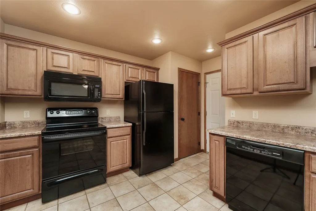 5503 Frontier Drive 3, Billings, MT Townhouse in Billings, MT photo 8