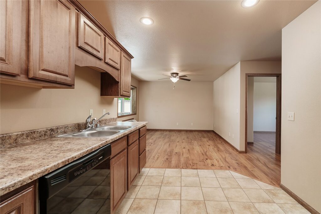5503 Frontier Drive 3, Billings, MT Townhouse in Billings, MT photo 10